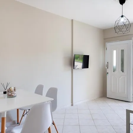 Apartment Lagadi 1 *